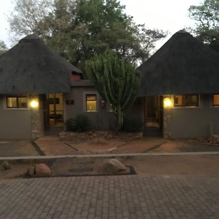 Mabalingwe Elephant Lodge Bela-Bela Exterior foto